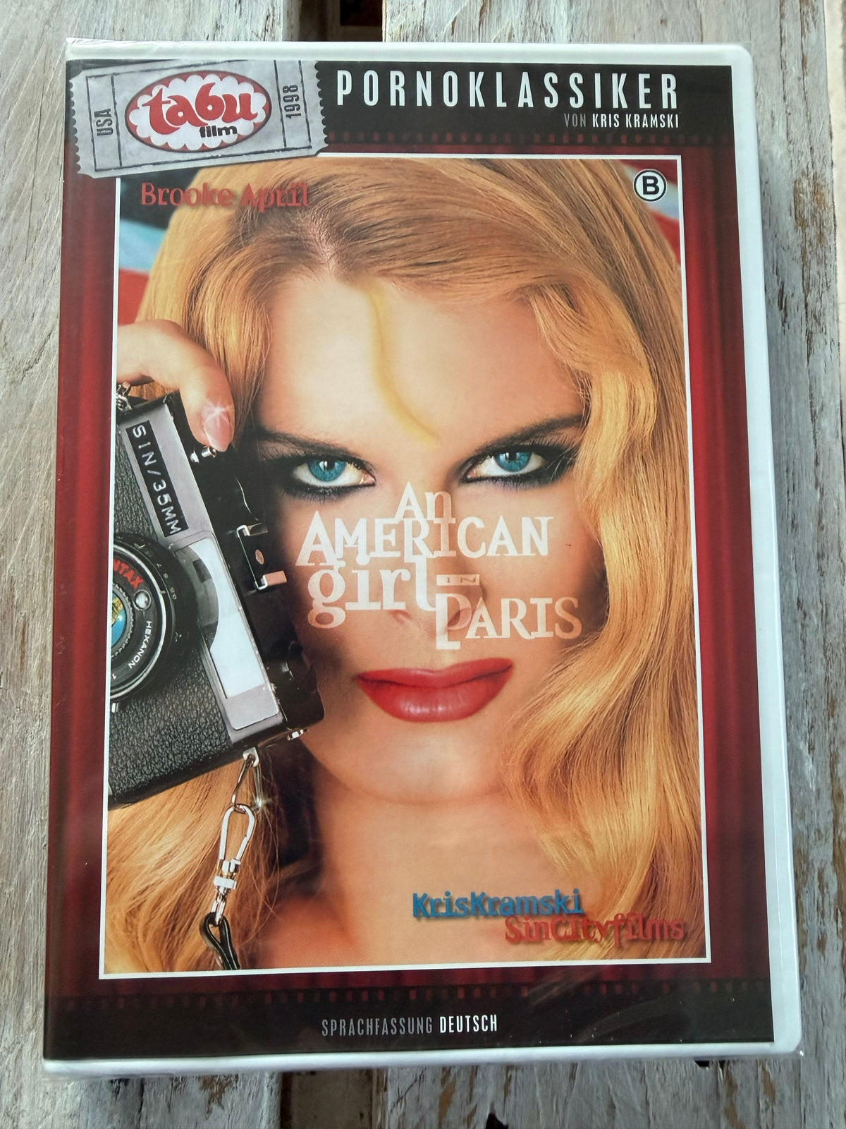 An American Girl in Paris [FSK18]